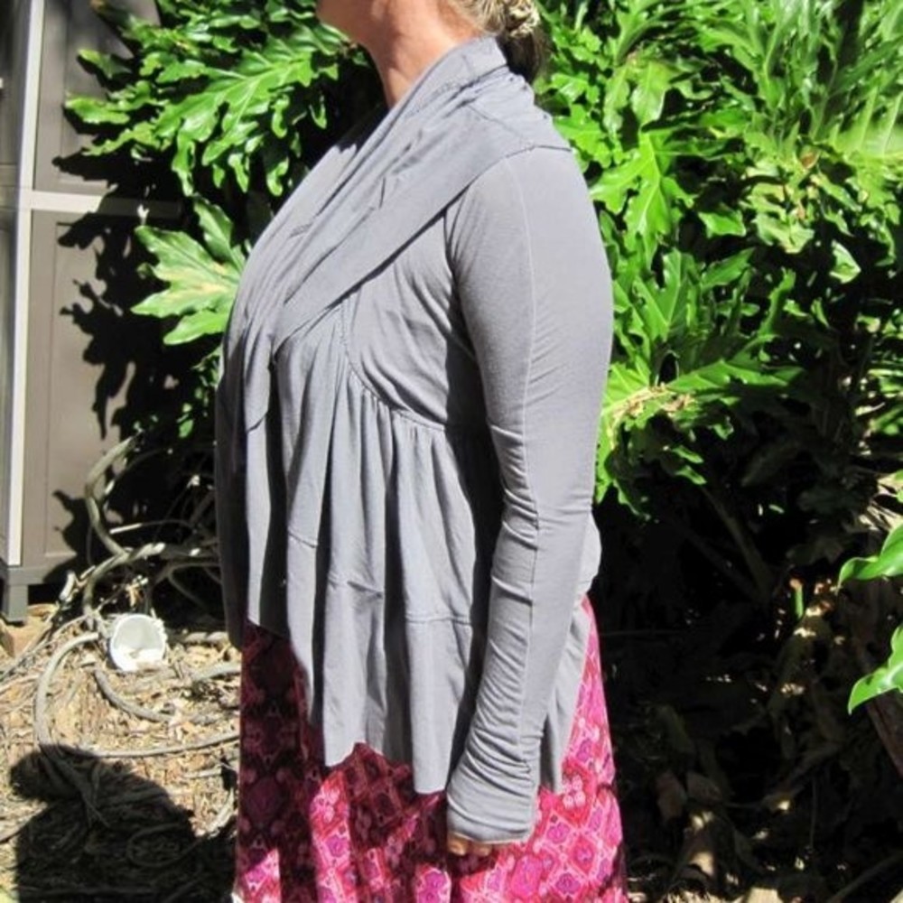 Small Gray Poof Apparel Cardigan Light Jacket Top Cover Up Bunched Neck Design